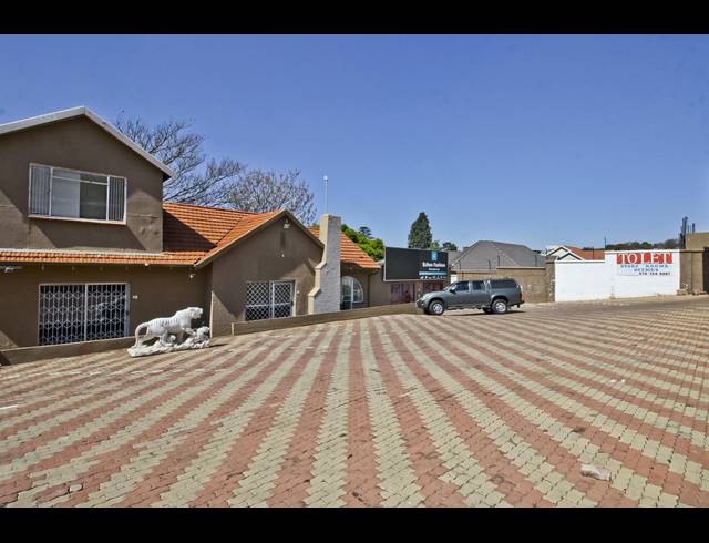 1,487M² BUILDING FOR SALE IN RISIDALE